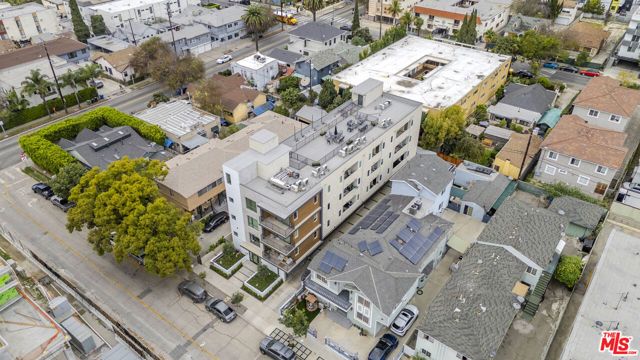 5657 Virginia Avenue 303, Los Angeles, CA 90038