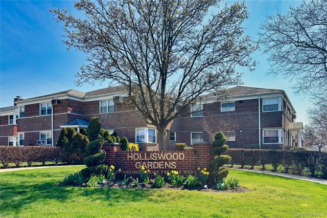 196-32 Pompeii Avenue 2C, Holliswood, NY 11423