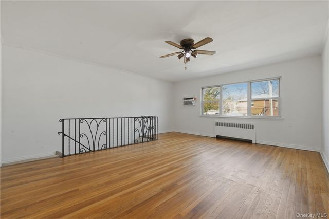 196-32 Pompeii Avenue 2C, Holliswood, NY 11423