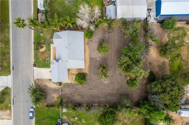 4856 Poinsetta, Jurupa Valley, CA 92509