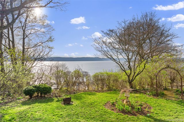 28 Hamilton Avenue, Ossining, NY 10562