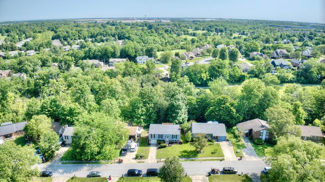 6174 Ridgewood Court, Florence, KY 41042