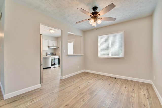 6174 Ridgewood Court, Florence, KY 41042