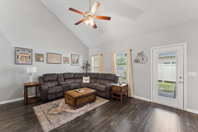 4416 Sunday Silence Way, Murfreesboro, TN 37128
