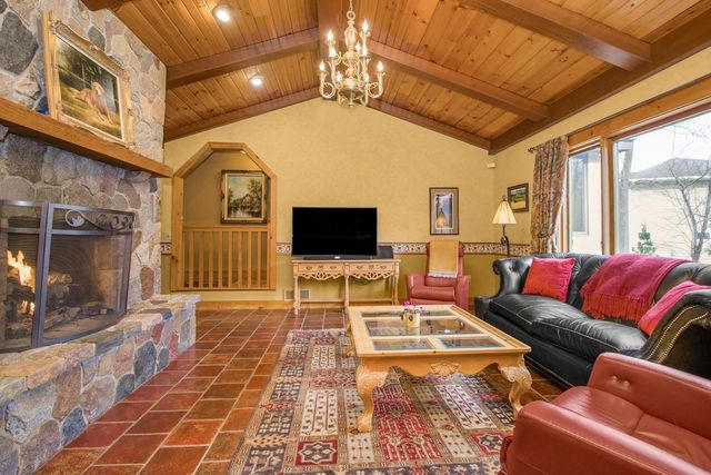 6801 Lanewood Lane N, Maple Grove, MN 55311