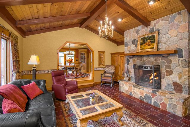 6801 Lanewood Lane N, Maple Grove, MN 55311