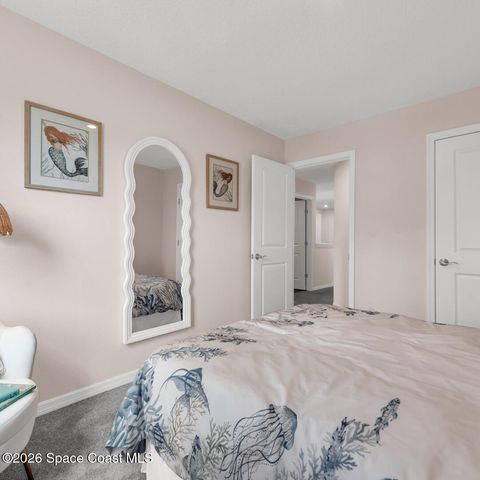 906 Castleford Avenue NE, Palm Bay, FL 32905