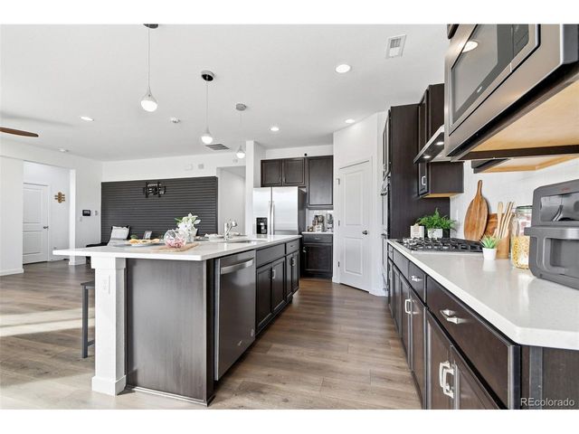 8518 Cheraw St, Littleton, CO 80125