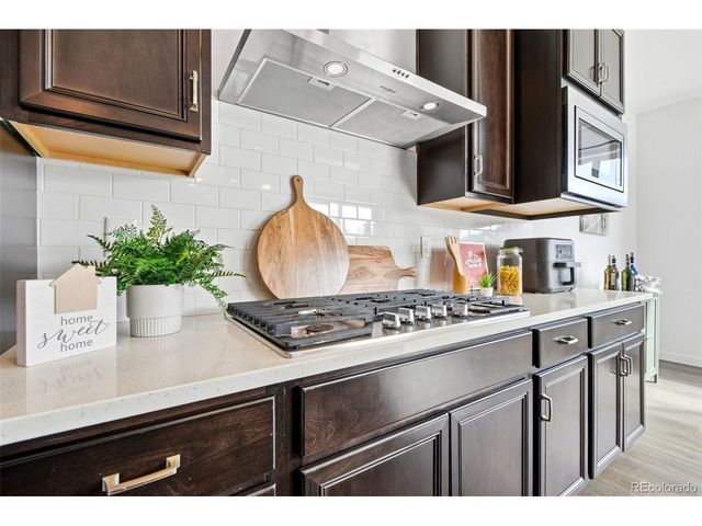 8518 Cheraw St, Littleton, CO 80125