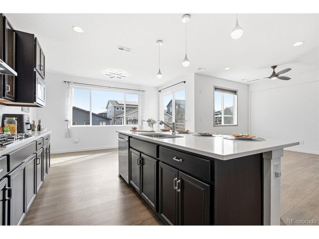 8518 Cheraw St, Littleton, CO 80125