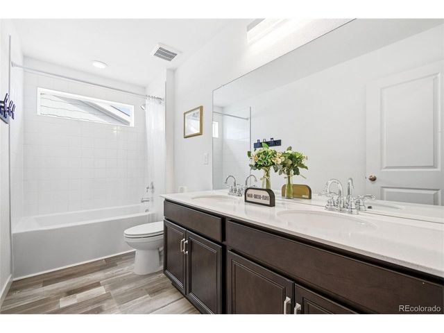 8518 Cheraw St, Littleton, CO 80125