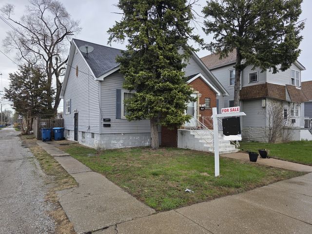 336 153rd Place, Calumet City, IL 60409