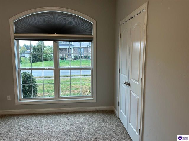 203 Butterfield Drive, Elizabethtown, KY 42701