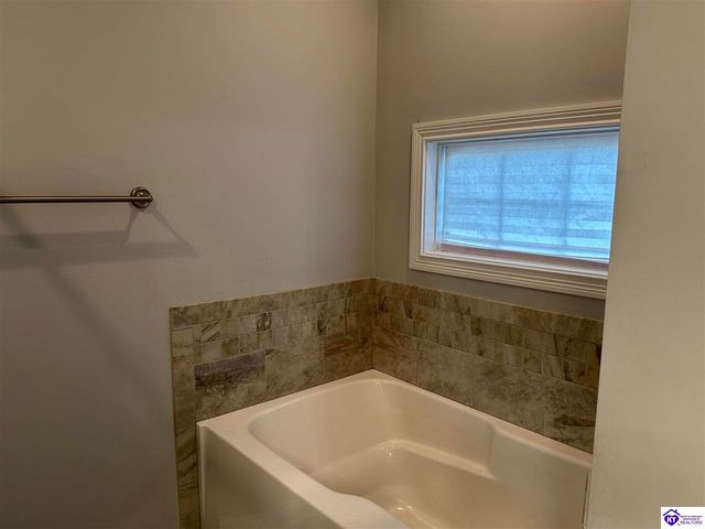 203 Butterfield Drive, Elizabethtown, KY 42701