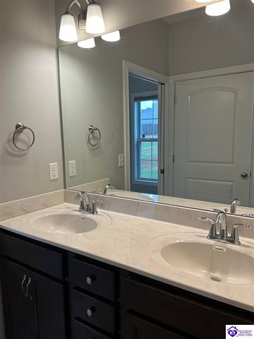 203 Butterfield Drive, Elizabethtown, KY 42701