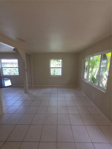 725 43RD AVENUE N, St Petersburg, FL 33703