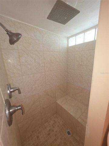 725 43RD AVENUE N, St Petersburg, FL 33703