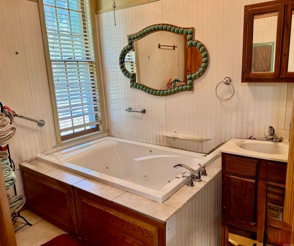 6253 Hwy 351 Highway, Jonesboro, AR 72401