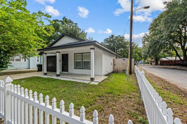 415 NW 10TH STREET, Gainesville, FL 32601