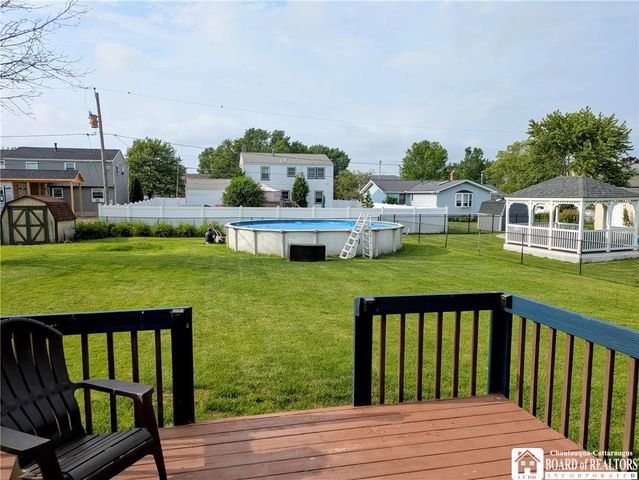 109 Sandpiper Lane, Grand Island, NY 14072