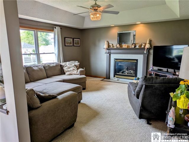 109 Sandpiper Lane, Grand Island, NY 14072