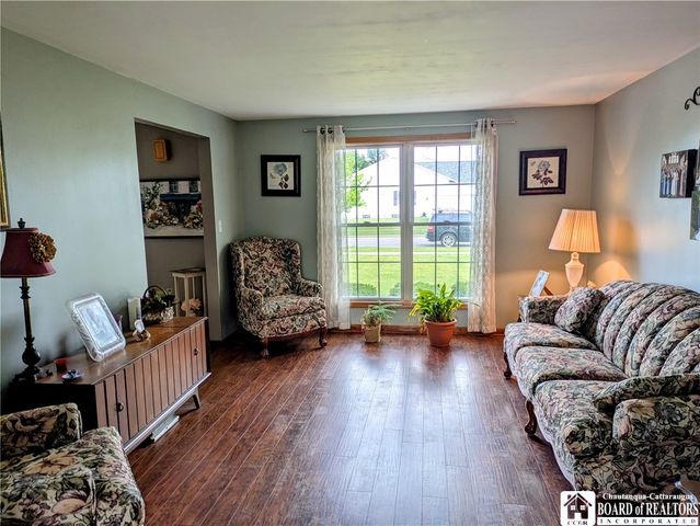 109 Sandpiper Lane, Grand Island, NY 14072