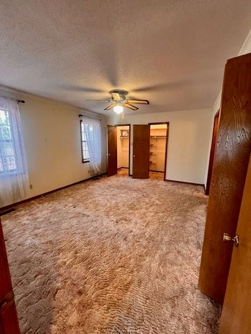 7 Pinewood Drive, Russellville, AR 72801