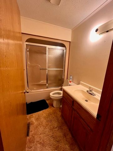 7 Pinewood Drive, Russellville, AR 72801