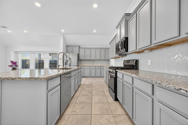 8831 Morning Glow Drive, Missouri City, TX 77459