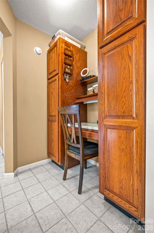 66 Oakwood Lane, Columbus, NC 28722