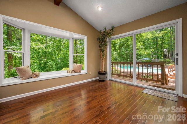 66 Oakwood Lane, Columbus, NC 28722