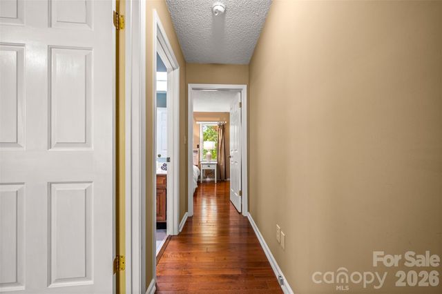 66 Oakwood Lane, Columbus, NC 28722
