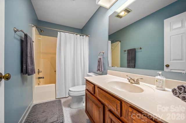 66 Oakwood Lane, Columbus, NC 28722