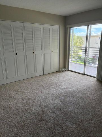 2770 S Garden Drive 304, Lake Worth, FL 33461