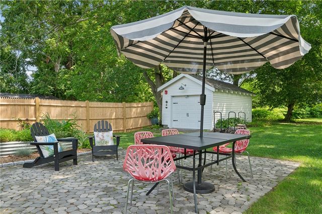 29 Howland Avenue, Jamestown, RI 02835