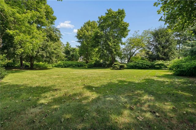 29 Howland Avenue, Jamestown, RI 02835