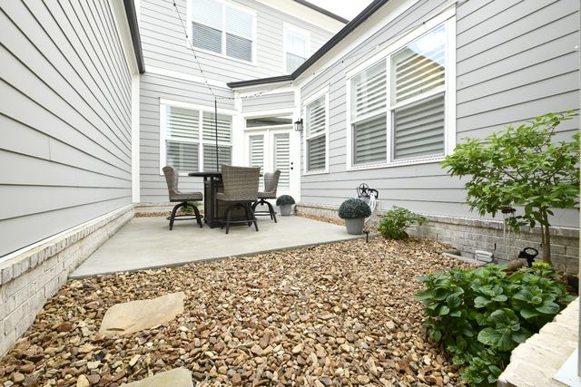 2025 Hollydale Aly, Franklin, TN 37064