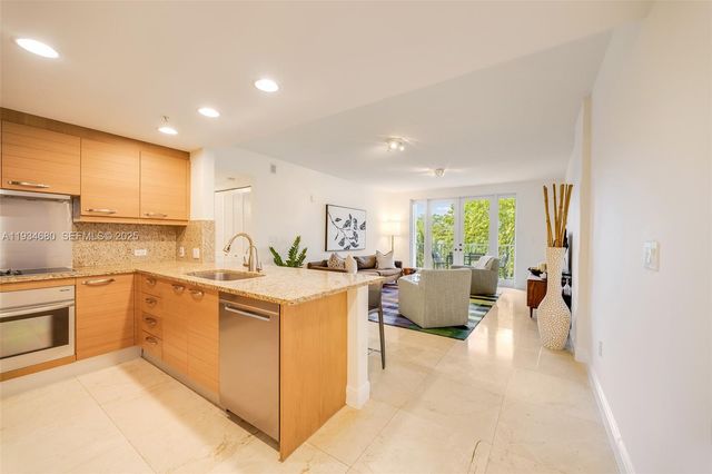 3540 Main Hwy 305, Coconut Grove, FL 33133