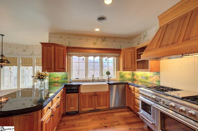 21 Eagle Rock Road, Landrum, SC 29356