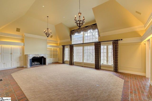 21 Eagle Rock Road, Landrum, SC 29356