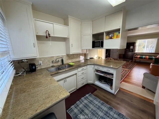 17415 Burbank Drive, Encino, CA 91316
