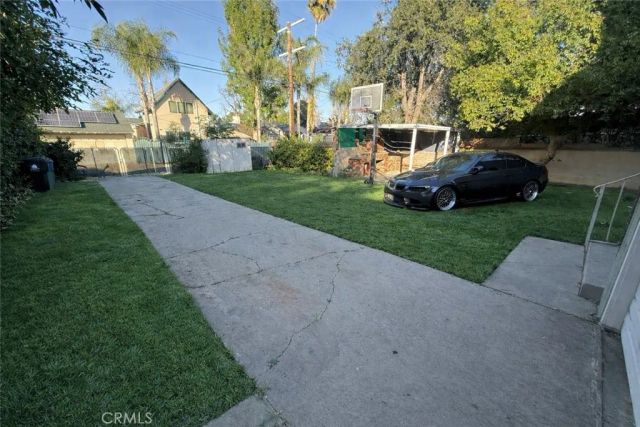 17415 Burbank Drive, Encino, CA 91316