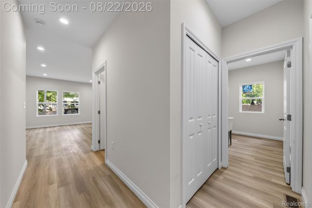 33724 Barrington Street, Westland, MI 48186