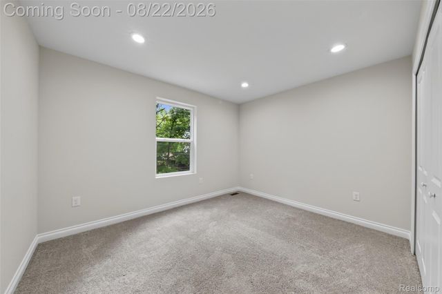 33724 Barrington Street, Westland, MI 48186