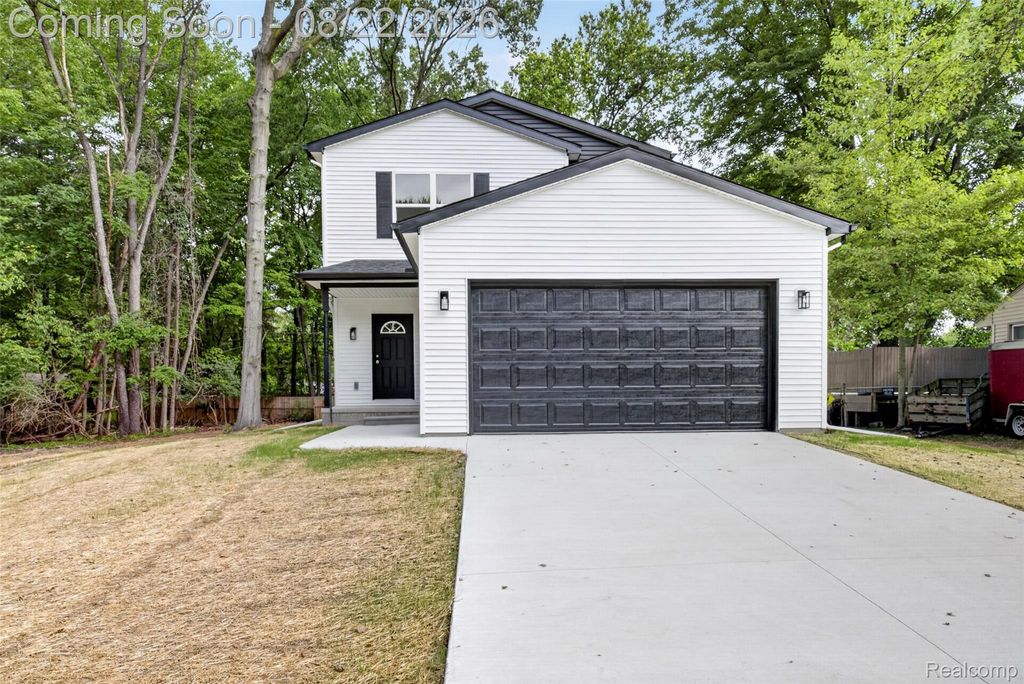 33724 Barrington Street, Westland, MI 48186
