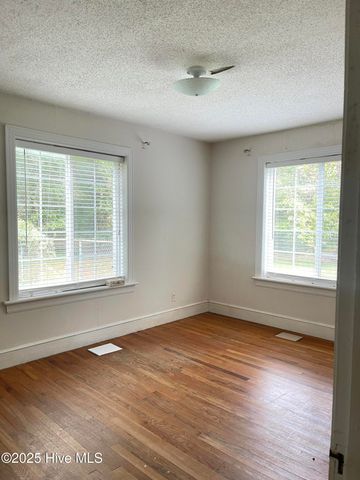 599 Second Street, Greenville, NC 27834