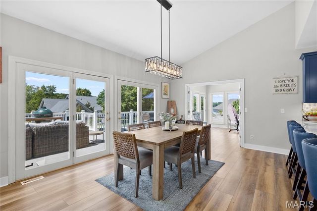 52 Moorings Drive, Lake St Louis, MO 63367