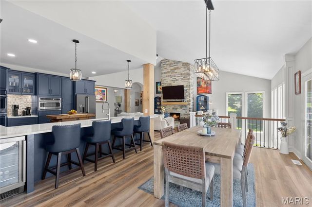 52 Moorings Drive, Lake St Louis, MO 63367