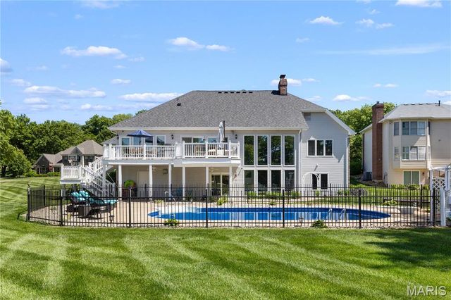 52 Moorings Drive, Lake St Louis, MO 63367