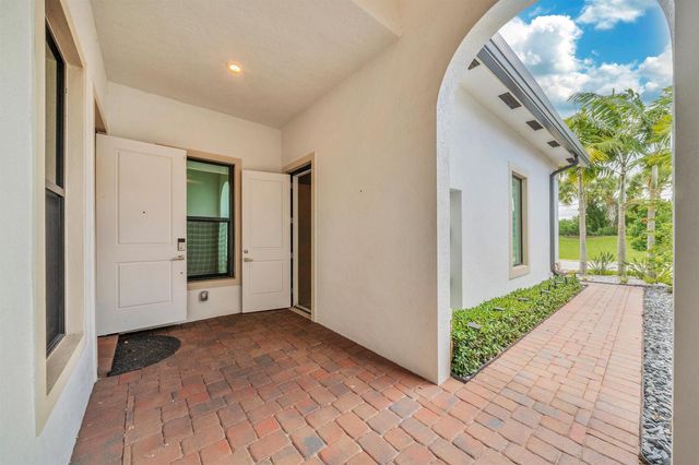 7524 N Blue Spring Drive, Parkland, FL 33067